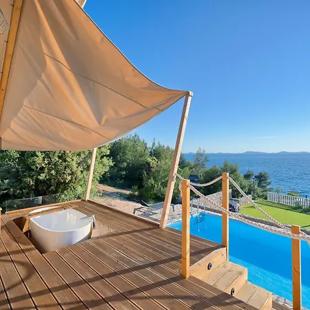 Golden Haven Luxe Glamp Murter