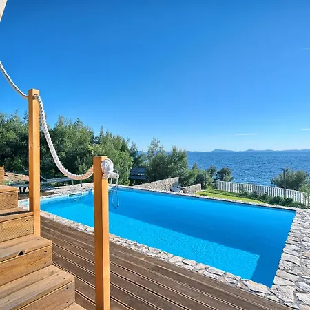 Golden Haven Luxe Glamp Vakantiepark