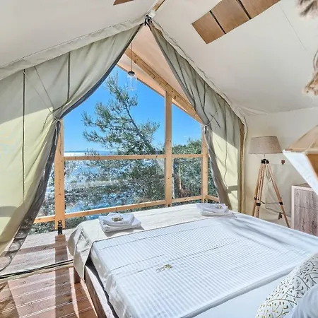 Golden Haven Luxe Glamp Tatil parkı