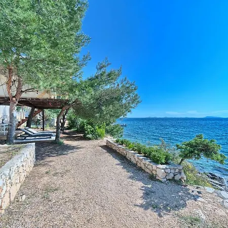 Golden Haven Luxe Glamp *