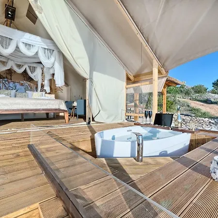 Tatil parkı Golden Haven Luxe Glamp