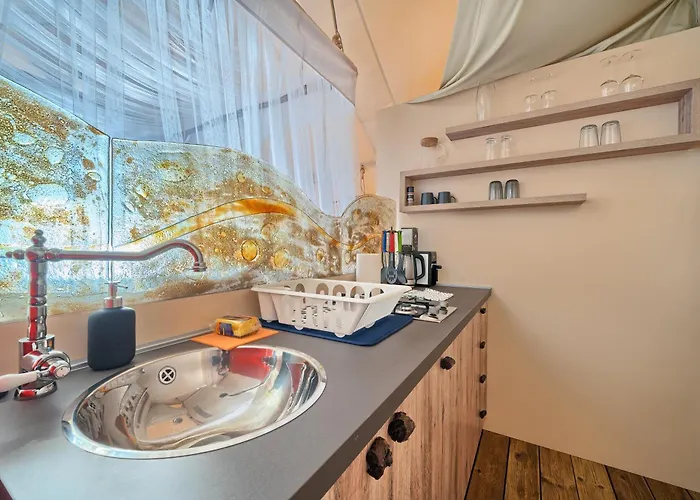 Park za odmor Golden Haven Luxe Glamp *