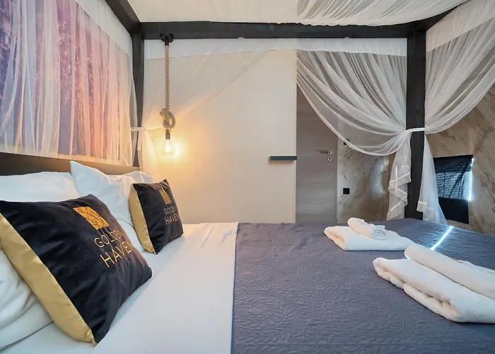 Golden Haven Luxe Glamp