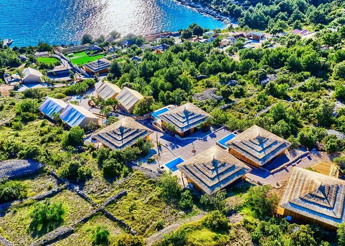 Golden Haven Luxe Glamp