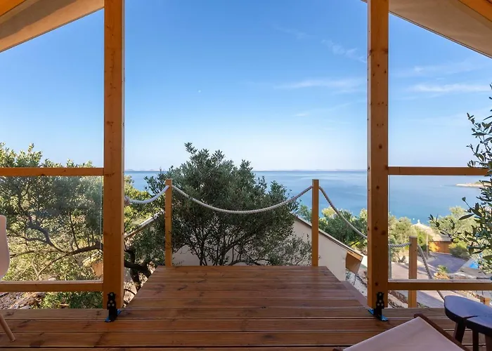 Golden Haven Luxe Glamp * Murter