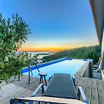 Golden Haven Luxe Glamp Aldeamento Turístico