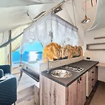 Aldeamento Turístico Golden Haven Luxe Glamp *
