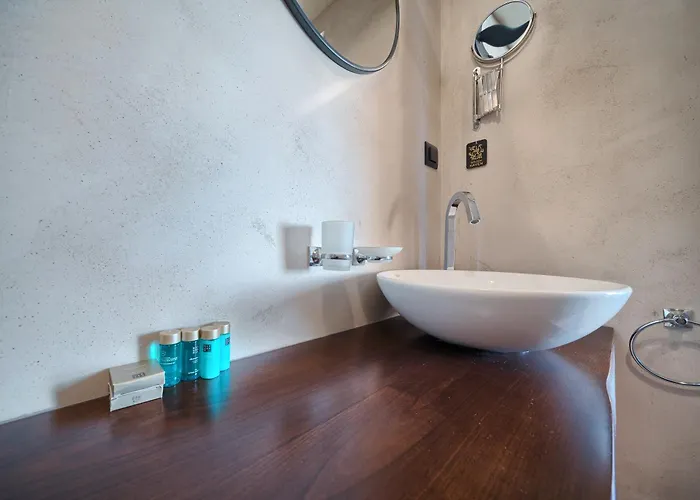 Golden Haven Luxe Glamp *