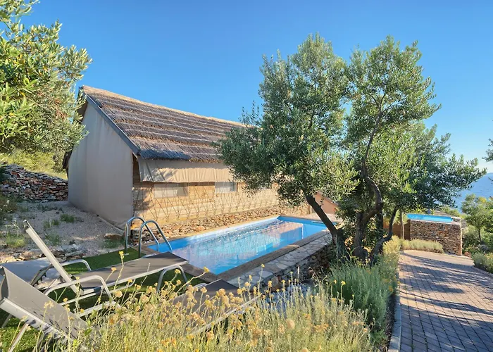 Golden Haven Luxe Glamp Holiday park Murter