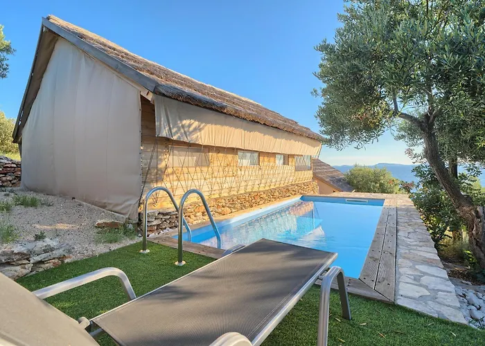 Golden Haven Luxe Glamp Holiday park