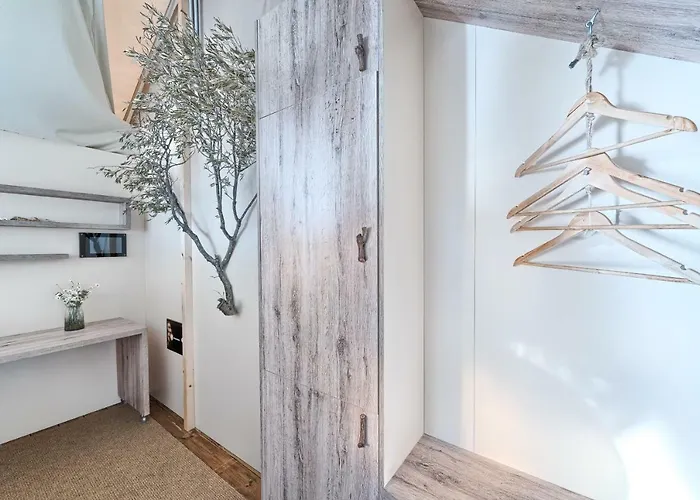 Golden Haven Luxe Glamp *