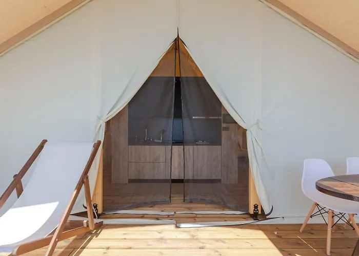 Holiday park Golden Haven Luxe Glamp Murter